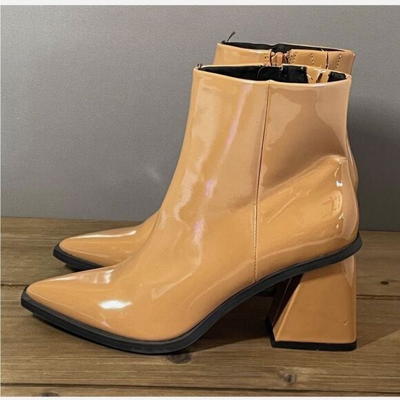 BP LOREN Women's Tan Ankle Boots - Picture 3 of 10